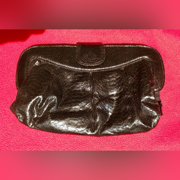 Accessorize shiny black snakeskin clutch purse - Picture 9 of 15